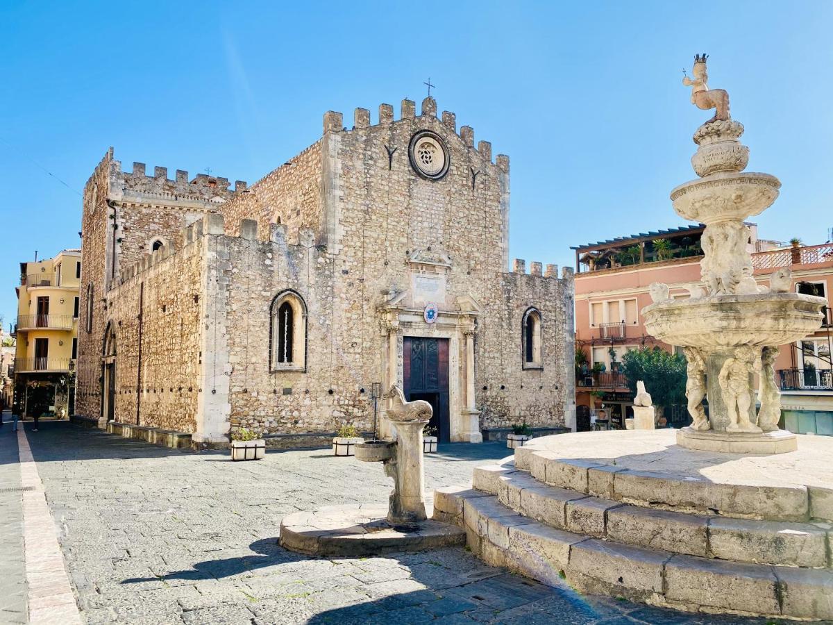 Longo Suites Taormina Exterior foto